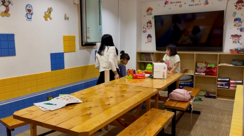 フィリピン留学 Cebu21 - SMEAG ENCANTO-Busy Bee-4
